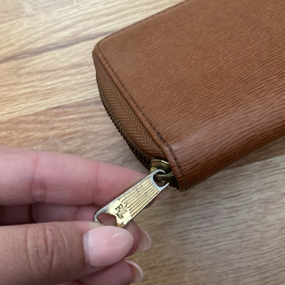 Brown wallet - Picture 4 of 4